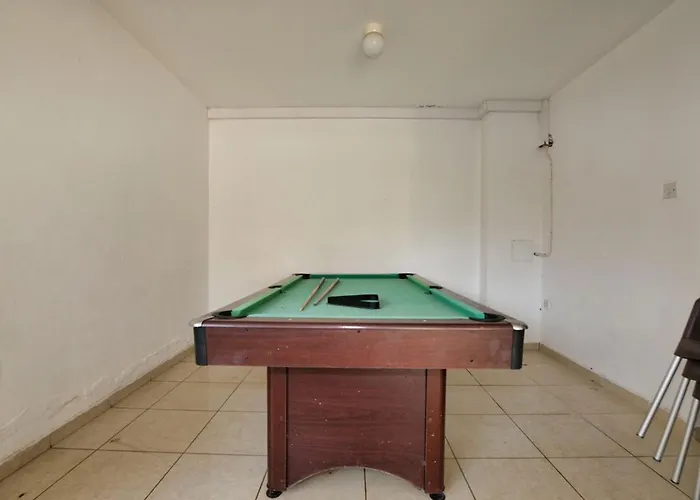 Paralia Spacious 4bdr Villa