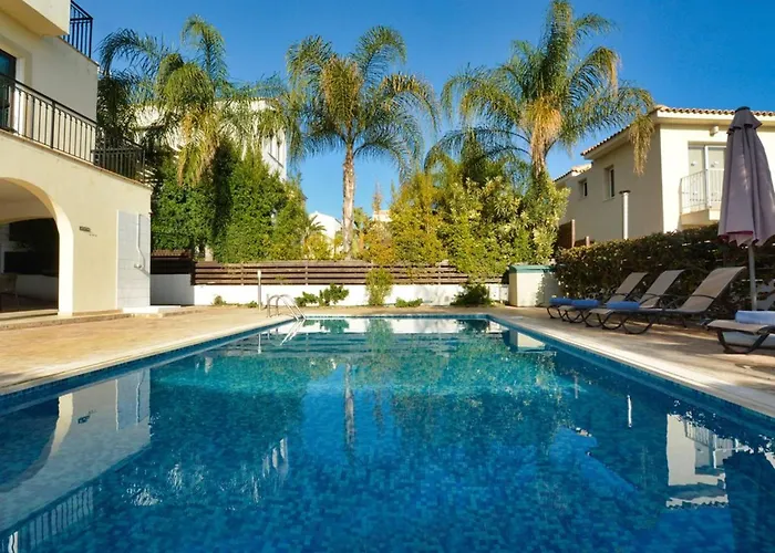 Paralia Spacious 4bdr *