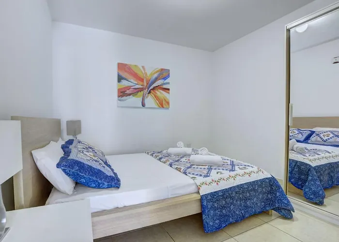 Paralia Spacious 4bdr Βίλα