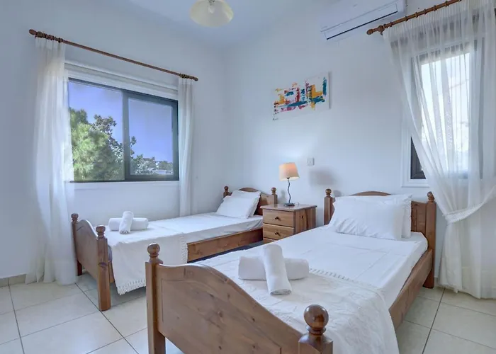 Βίλα Paralia Spacious 4bdr Πρωταράς