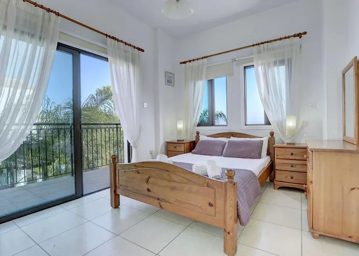 Paralia Spacious 4bdr Βίλα *