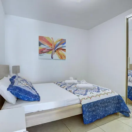 Villa Villa Protaras Paralia, Spacious 4Bdr Central Protaras Villa, Close To Fig Tree Bay Beach